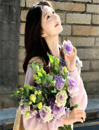 女人下面口很緊裏面很松_97色在色在線播放